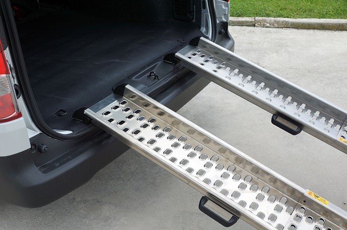 Removable ramps for vehicles